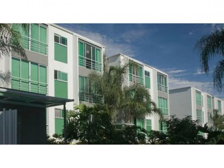 Venta de apartamento en condominio, ubicado en Santa Ana Centro, a distancia caminable de Centros comerciales, restaurantes, supermercados y mucho más.