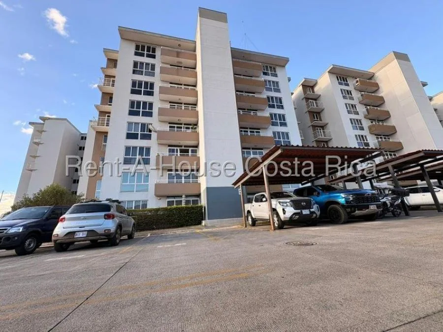 Opportunity to rent in San Rafael de Alajuela, one of the best Concasa condominiums, apartment on the first floor, overlooking the gardens, with 3 bedrooms.