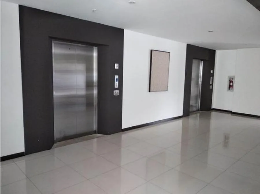 ALQUILER DE APARTAMENTO AMUEBLADO, ROHRMOSER, VISTAS DE NUNCIATURA - Alquiler / Renta en San José — photo 2