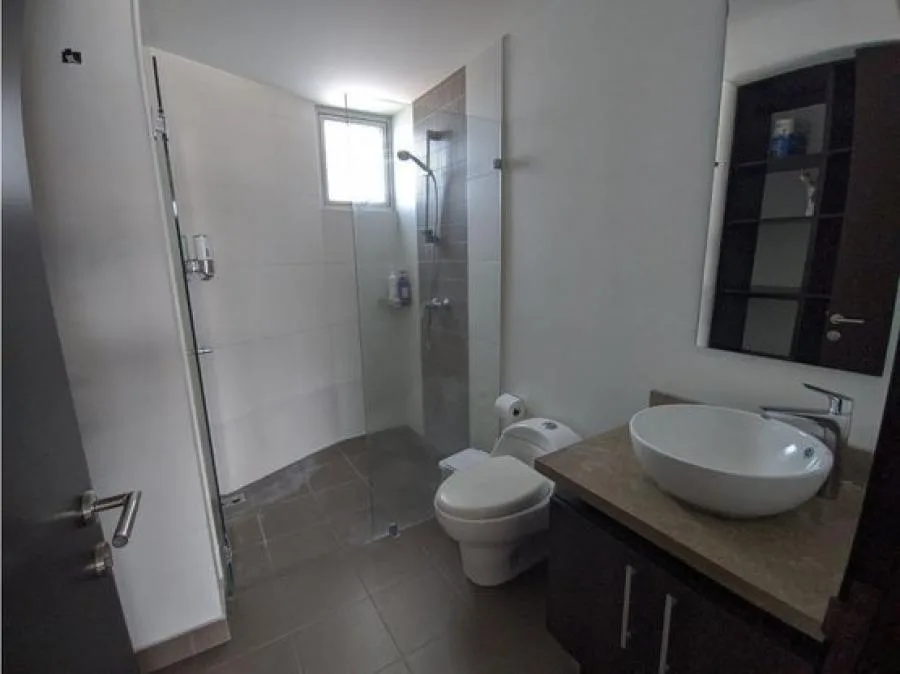 ALQUILER DE APARTAMENTO AMUEBLADO, ROHRMOSER, VISTAS DE NUNCIATURA - Alquiler / Renta en San José — photo 4