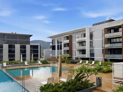 VENTA DE HERMOSO CONDOMINIO EN ESCAZU VILLAGE DONDE LA COMODIDAD ENCUENTRA EL ESTILO