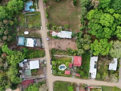 Terreno tranquilo en Uvita – Cerca del pueblo y las playas