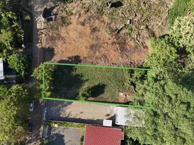 ¡TERRENO CON ZONIFICACIÓN RESIDENCIAL/COMERCIAL EN UNA UBICACIÓN PRIVILEGIADA!
