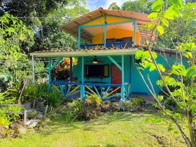 Casa Caribeña a Tan Solo 250 Metros de la Playa
