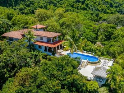 Casa de huéspedes y hotel boutique de lujo en construcción