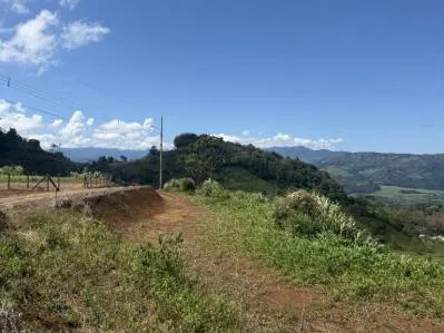 Venta de quintas en Clayma, Pavones, Turrialba.