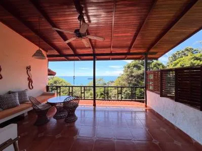 Villa Dúplex con Vista al Mar en Villa Nicolás, Manuel Antonio, Costa Rica