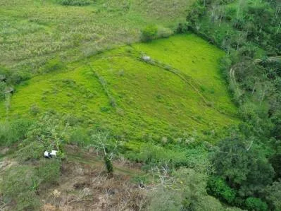 Se Vende Terreno – 19.844 m² en Pavones, Turrialba 📱8830 4140