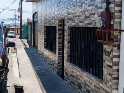 Se vende casa en el Carmen de Cartago