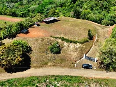 Propiedad con vista al mar y acceso al río y cascada – Tres Ríos de Osa