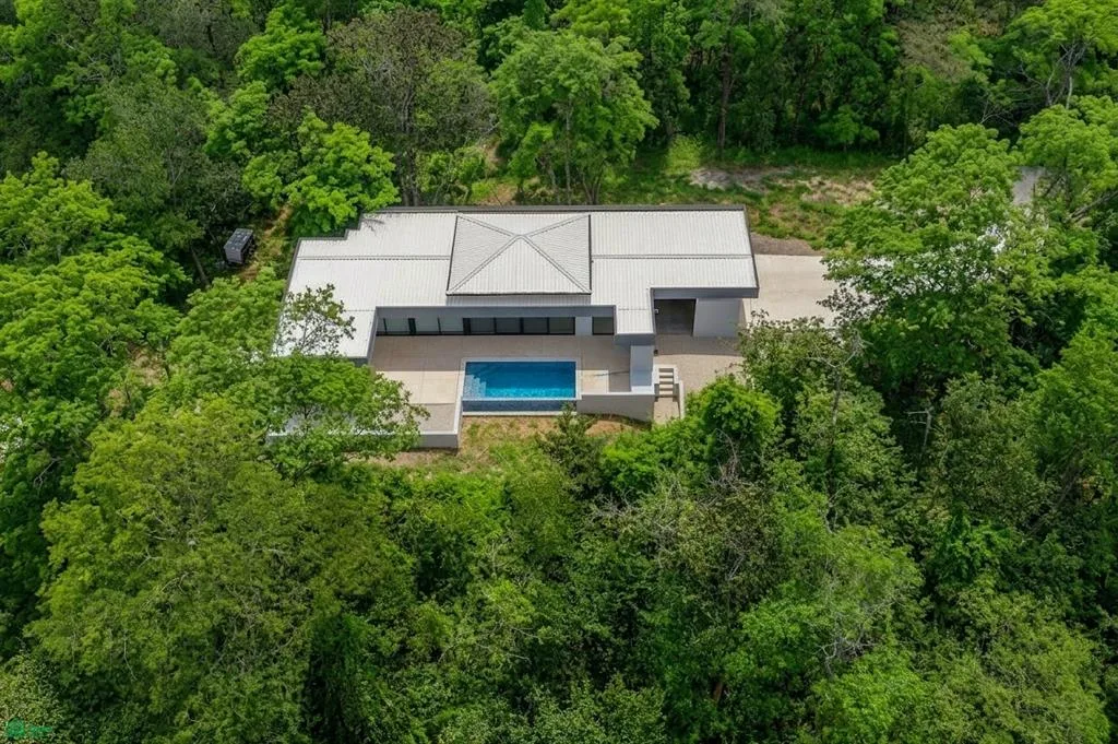Vivienda Moderna de 3 Habitaciones en un Ambiente Natural Tranquilo