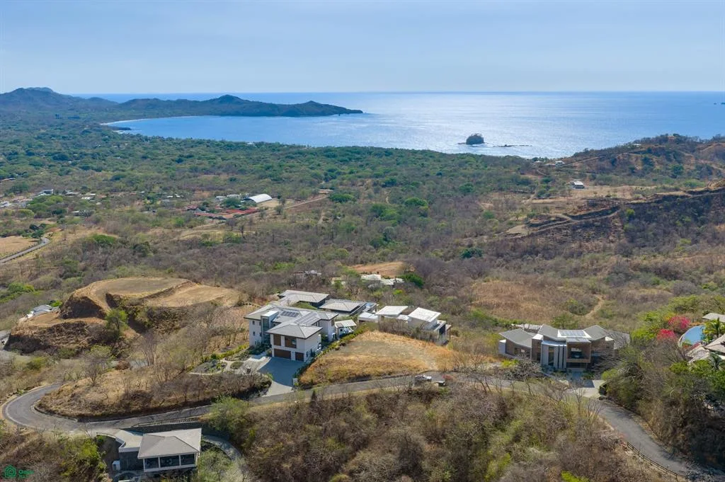 Vistas Panorámicas al Océano Pacífico | Lote de 5.039 m² Miramar, Mar Vista