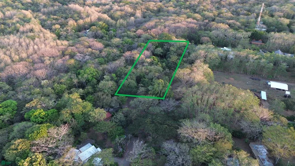 Lote Listo para Construir Cerca de Playa Avellanas – Comunidad Privada Cerrada