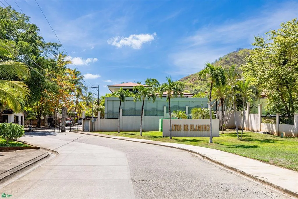 Altos de Flamingo Lote 11