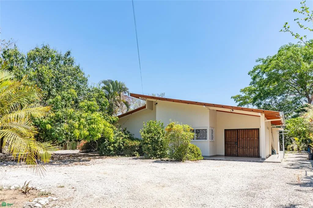 Casa privada con casita cerca de Sámara