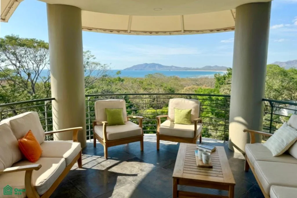 La Perla #134 - Espectacular Condominio con Vista al Mar en Playa Tamarindo