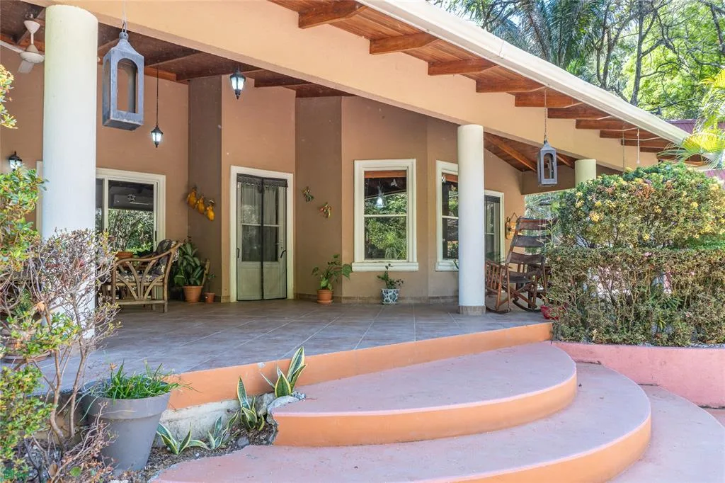 Vivienda tropical aislada a minutos de Sámara