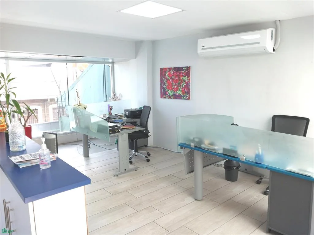 Edificio de oficinas corporativas en venta | Ubicación estratégica en San José