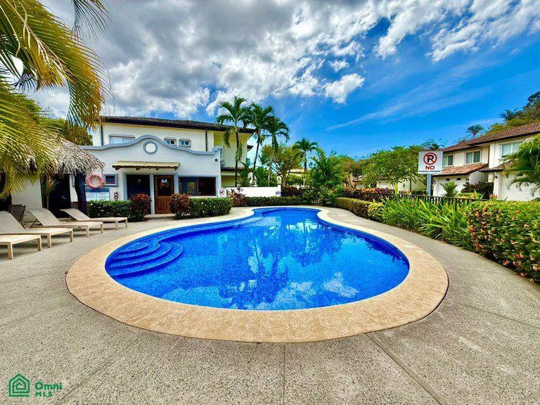 Furnished 3BR Townhome in Gated Las Nubes Community, Herradura