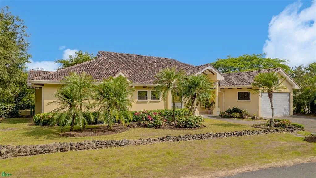 Hermosa casa estilo colonial a la venta en Hacienda Los Reyes