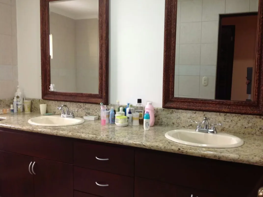 CONDO FOR SALE IN ESCAZU