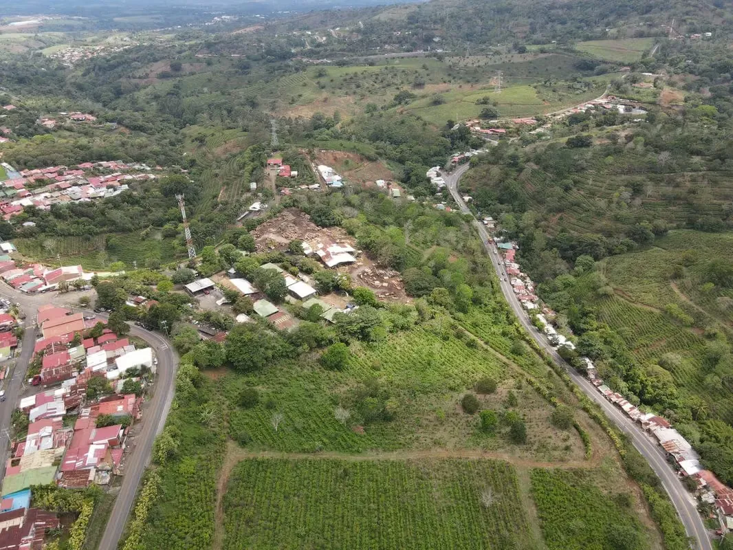 Land for sale 5 minutes from Downtown Naranjo, Alajuela (AD)