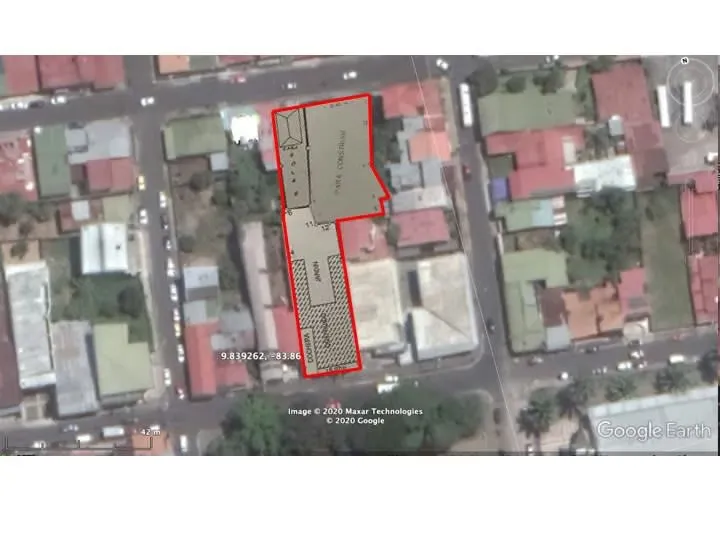Venta de terreno en el centro de Paraíso de Cartago (AD)