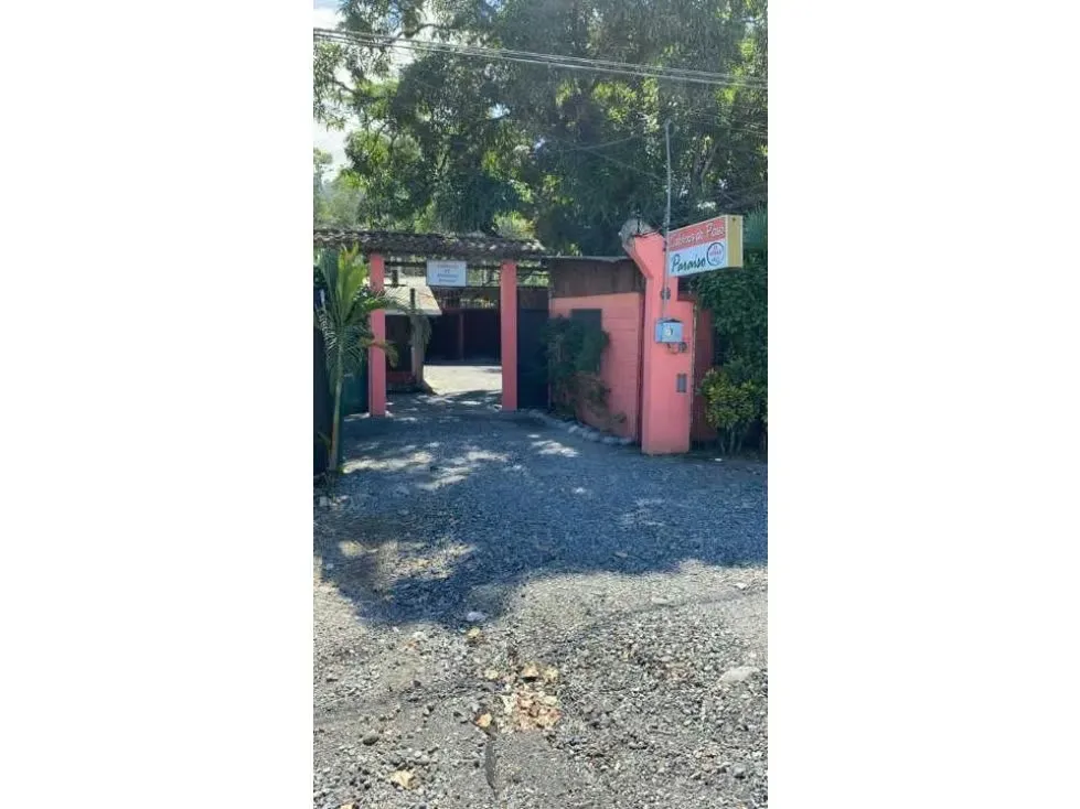 VENTA DE CABINAS, LIMÓN, SOBRE RUTA 32