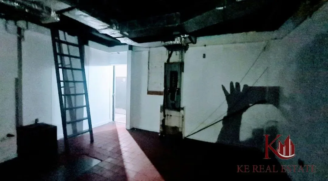 KE Real Estate sells or rents new commercial venue for premiere, located in Plaza Real Cariari, San Antonio de Bethlehem, first floor in the new Food Court area (Strategic ... — photo 4