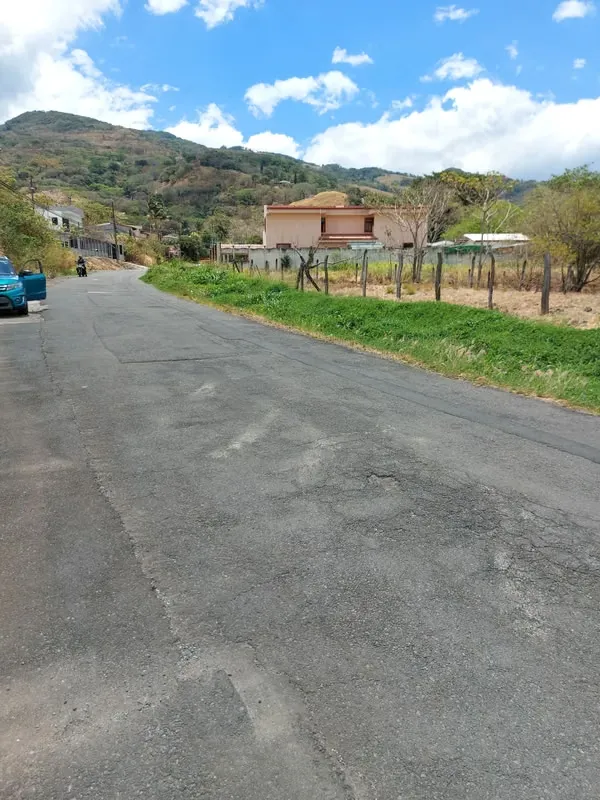 Beautiful Lot in the Cute Zone of La Caraña