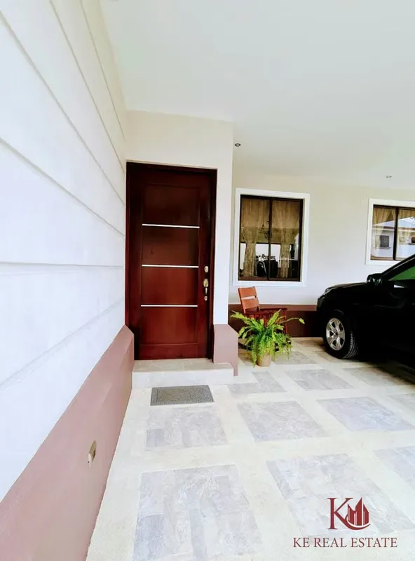 KE Real Estate sells house in Condominio Cordeline, located in Santo Domingo de Heredia, within Residencial Quizarco. Area: 215 m2 / Building area: 126 m2 Year of construction: 2022 ... — photo 4