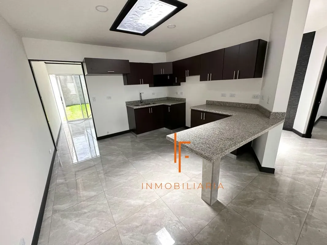 House 200 m2 Lot in Condominio , Dulce Nombre Cartago — photo 4