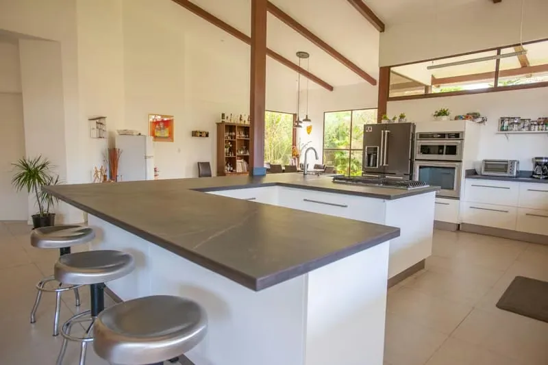 BEAUTIFUL HOUSE FOR SALE IN CONDOMINIUM IN SAN RAMON DE LA UNION