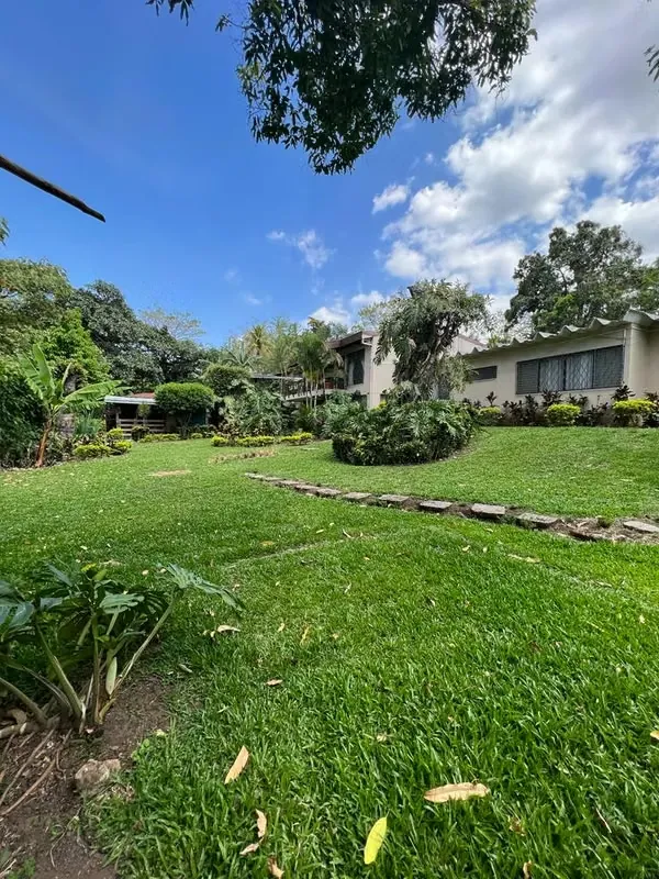 SALE OF INDEPENDENT HOUSE IN SAN RAFAEL DE ESCAZÚ