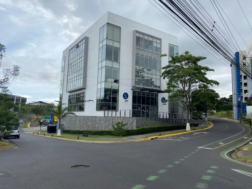 Office space in the third (3) Level of Oficentro Dent, San Pedro. — photo 3