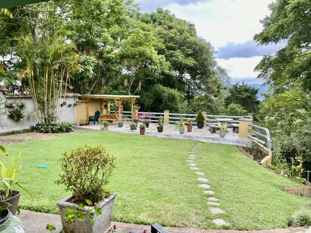 2 CASAS 1 PLANTA AMPLIA SEGURA ÚNICA - SAN RAMON TRES RÍOS