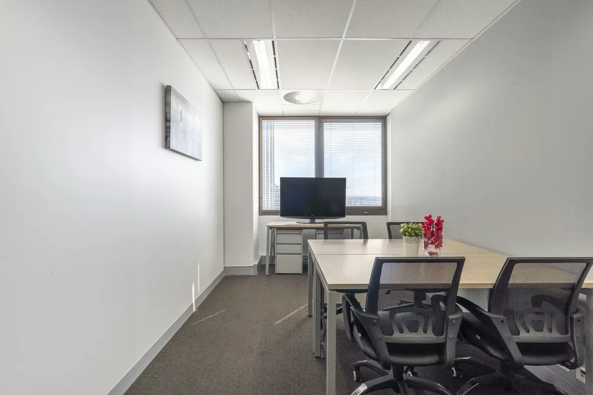 Haz de tu oficina un hogar para tu negocio en COSTA RICA, San Jose, Escazu Corporate Center, ideal para 3 empleados.