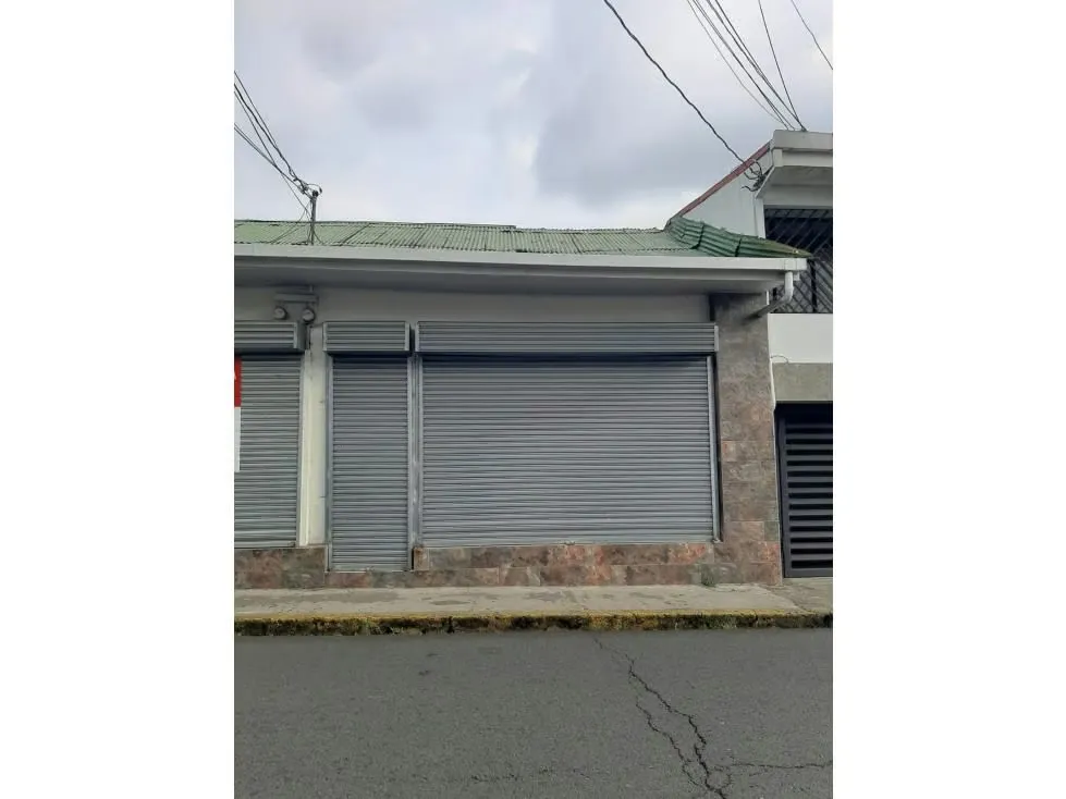 DESCRIPTION DETAILED: commercial venue located in Alajuela Centro, near the Juan Santamaria museum. Commercial zone of pedestrian and vehicle ...