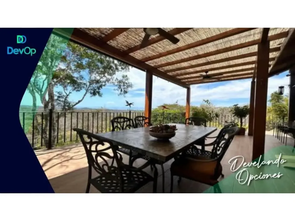 Venta de casa de lujo con vistas al mar en Guácimo, Orotina.