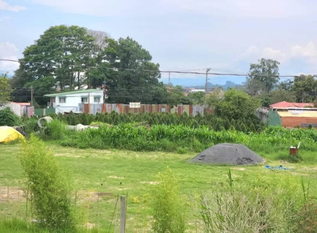 KE Real Estate sells property with Mixed Floor Use