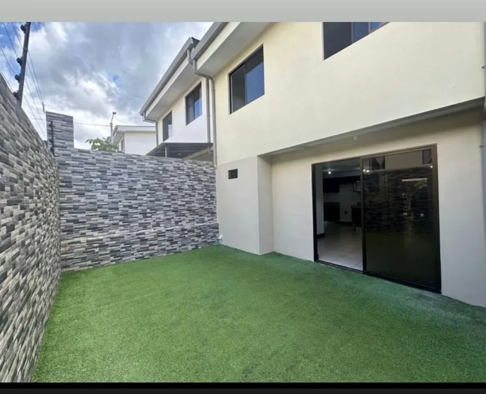 Alta Vista – Ciudad Colón · Casa en Alquiler y Venta · ... — photo 4