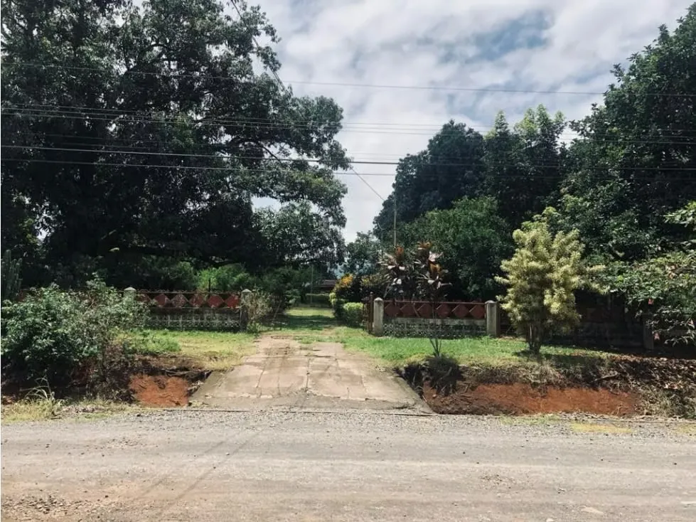 DESCRIPCIÓN DETALLADA: Se localiza en calle paralela a ruta 27, cerca del almacén El ... — photo 3