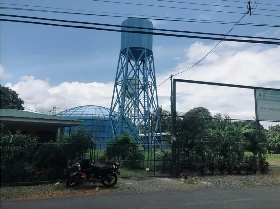 DESCRIPCIÓN DETALLADA: Se localiza en calle paralela a ruta 27, cerca del almacén El ... — photo 5