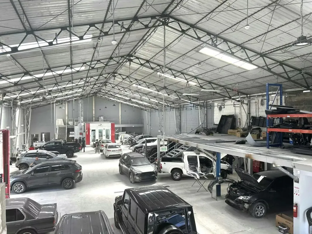 Bodega located in industrial zone, inside private complex, — photo 3