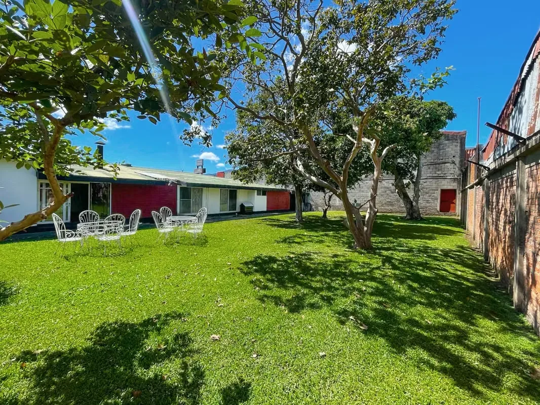Discover a unique investment opportunity in San Francisco de Dos Ríos. This development land, strategically located on the main street, stands out as a real estate gem in an area with ...
