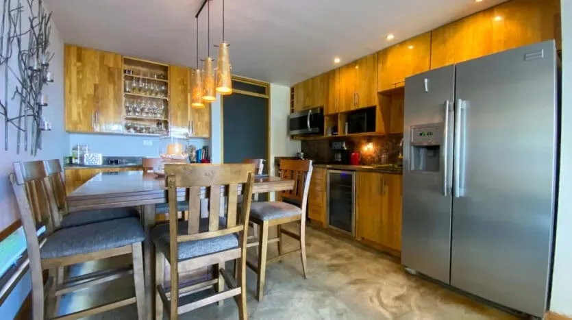 Venta de Espectacular Casa en Condominio, Sabanilla. Lote 140m² y 176m² de Construcción. Cod.95972