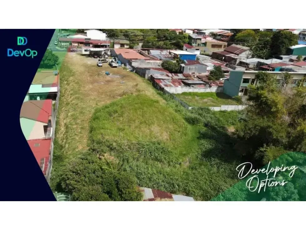 Cerca de zonas residenciales y comerciales con acceso a vías principales de alto tránsito vehicular y peatonal, cerca de zonas ...