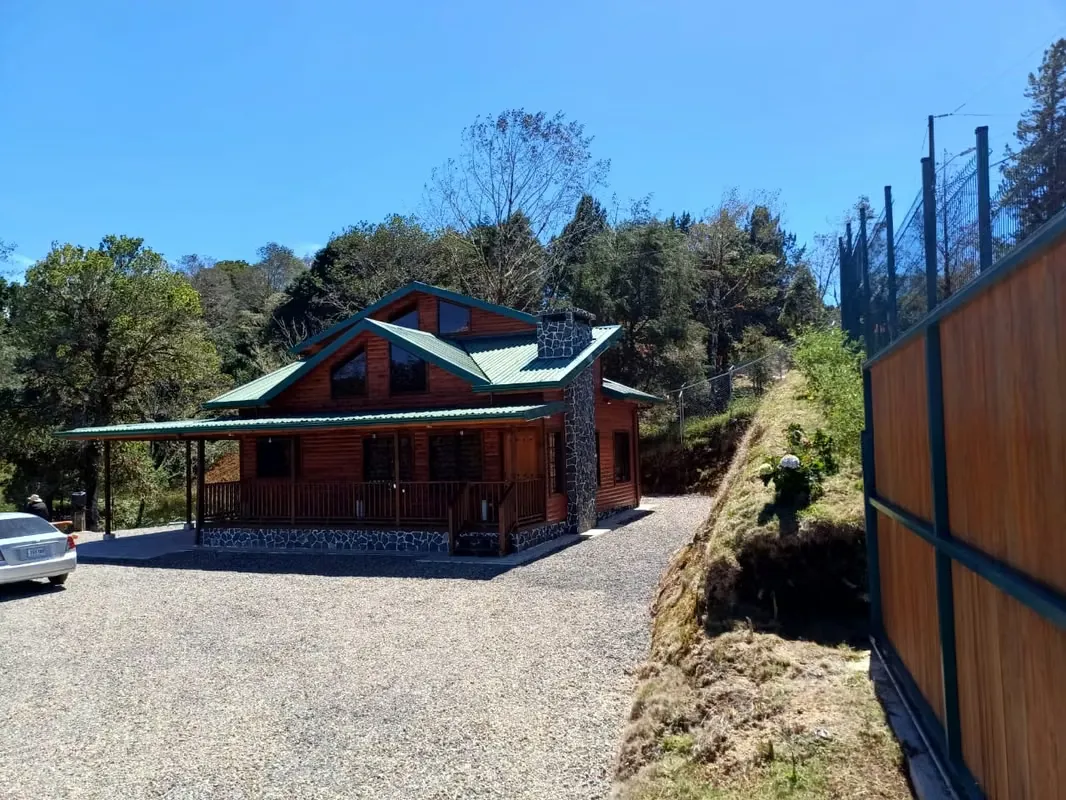 Property just 45 minutes from Cartago on the South American road, easy car access, land area 2.414 square meters, has a beautiful new cabin to premiere with fine finishes with three ... — photo 5