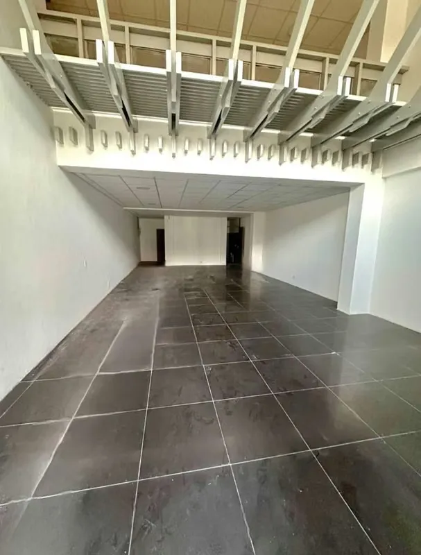 Rental Local Commercial Location on Central Avenue Area 162.60.