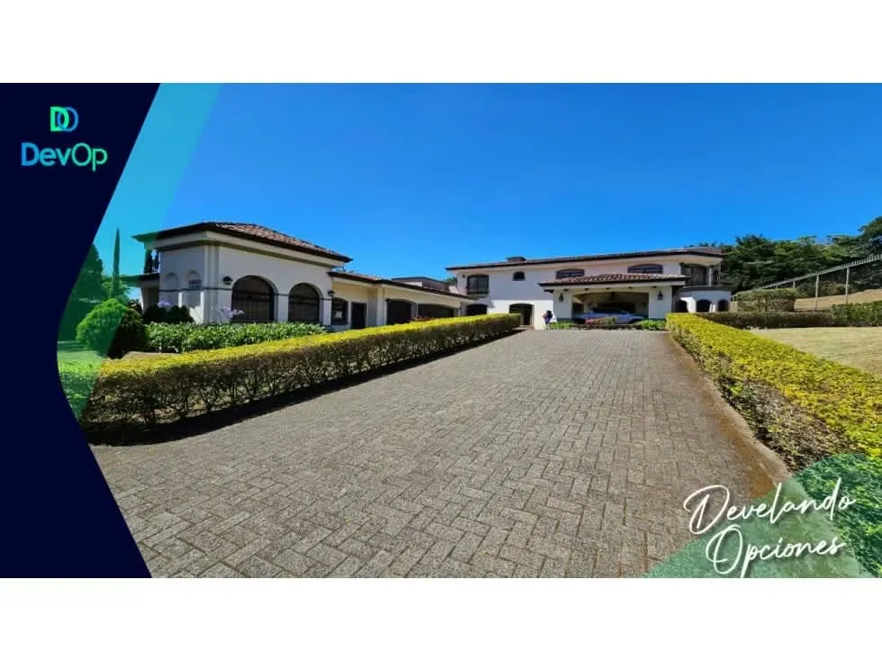 VENTA DE CASA CON ACABADOS DE LUJO